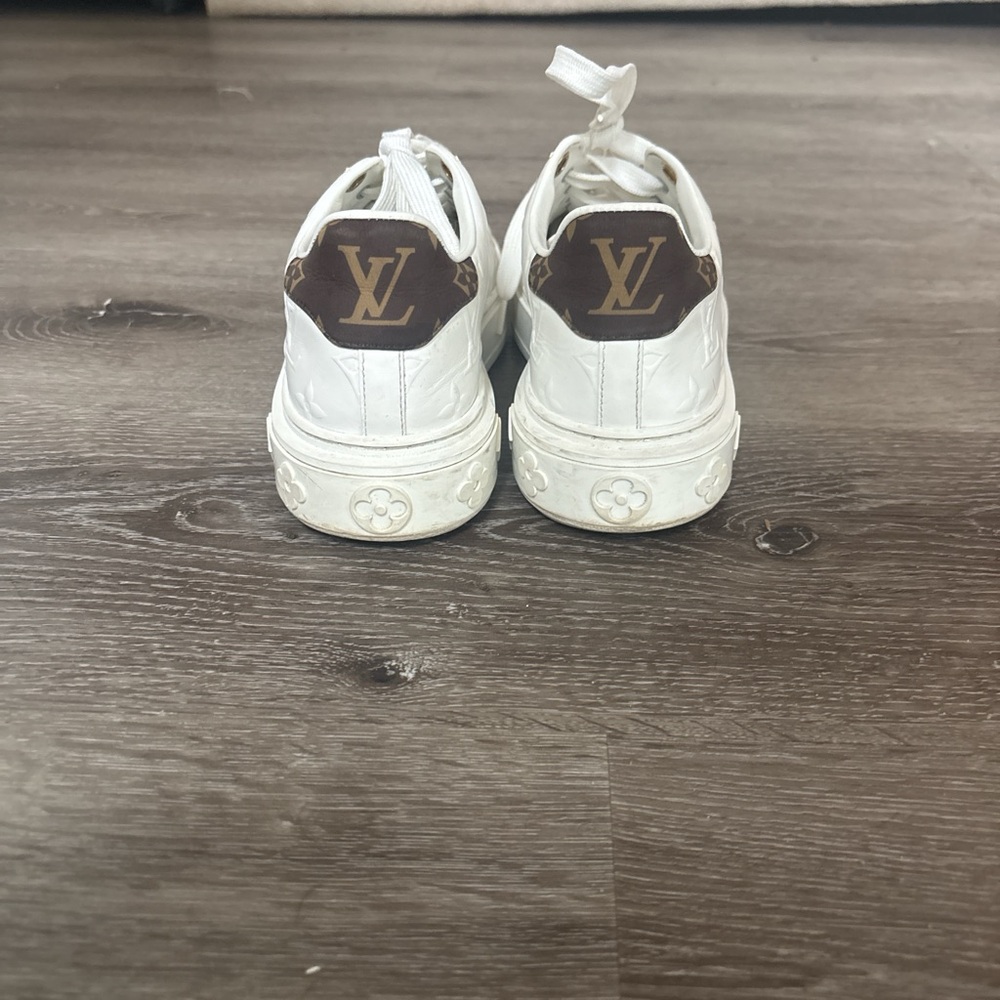 Louis Vuitton time out sneakers